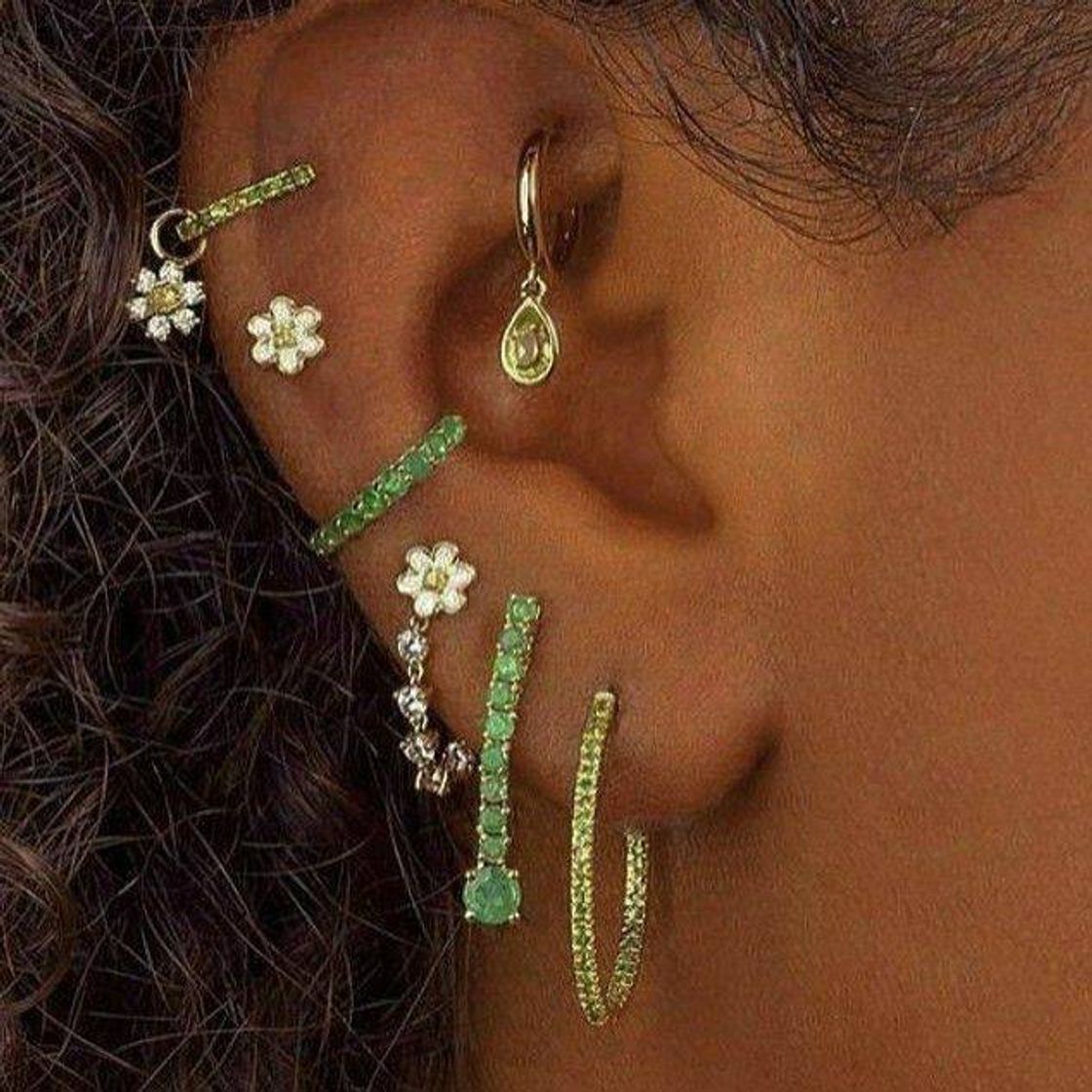 Fashion piercings verdes