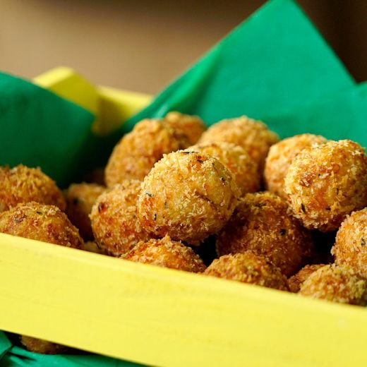 Bolinho de arroz crocante