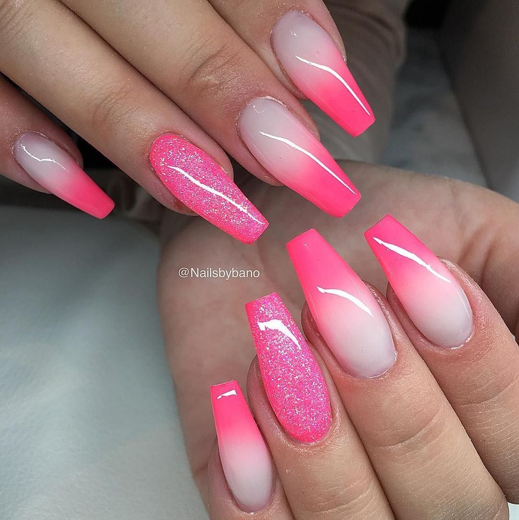 Moda Unhas exóticas em neon💅🏻