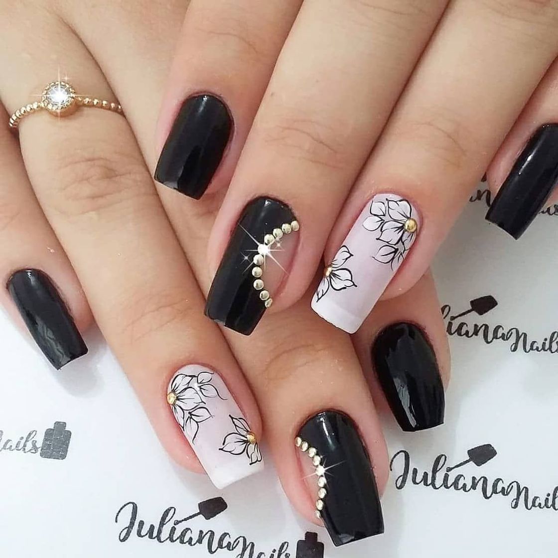 Moda Unhas Black