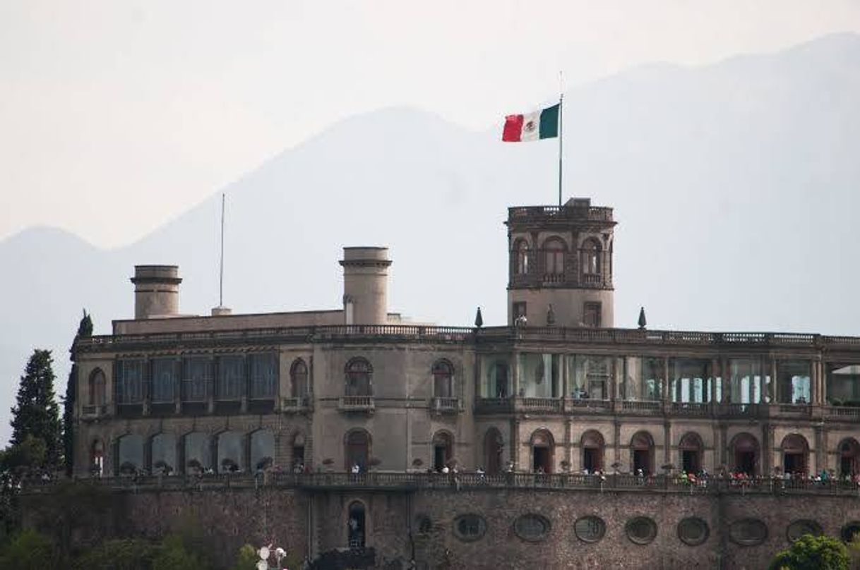 Place Chapultepec Castle