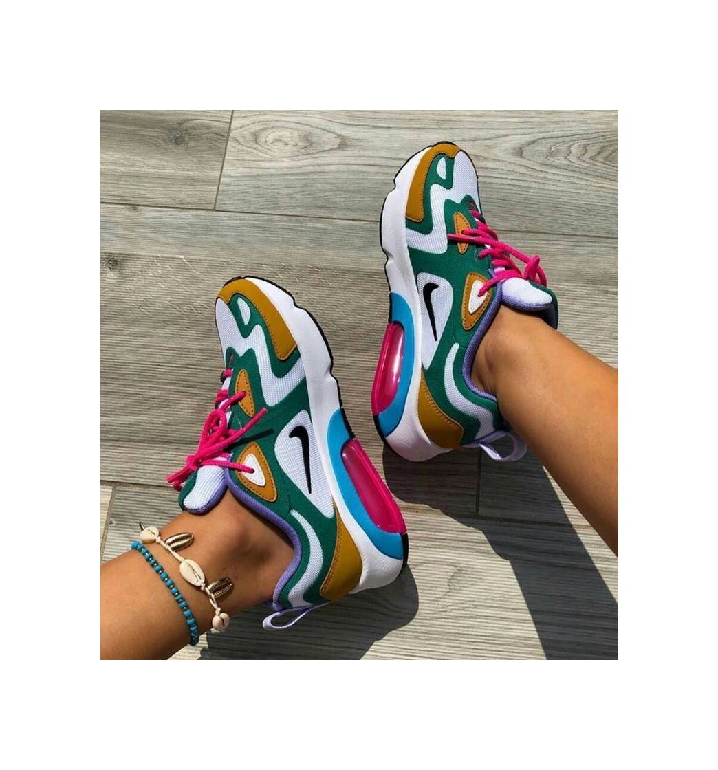 Social Nike Max 200