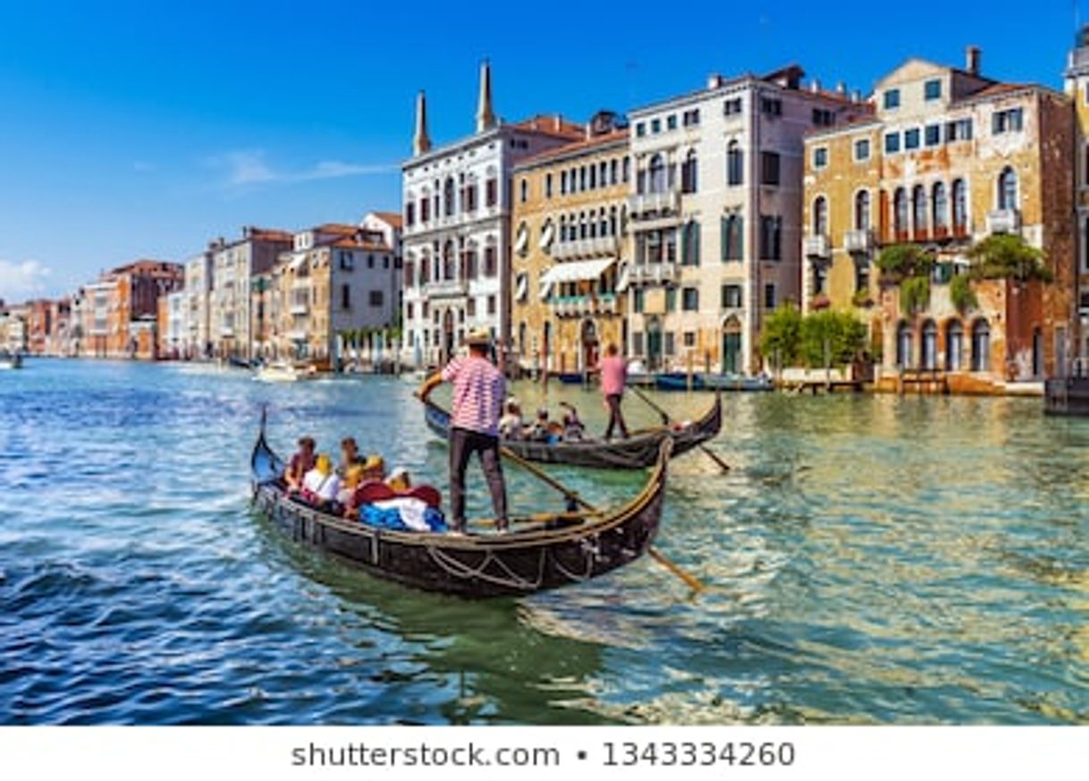 Place Venecia