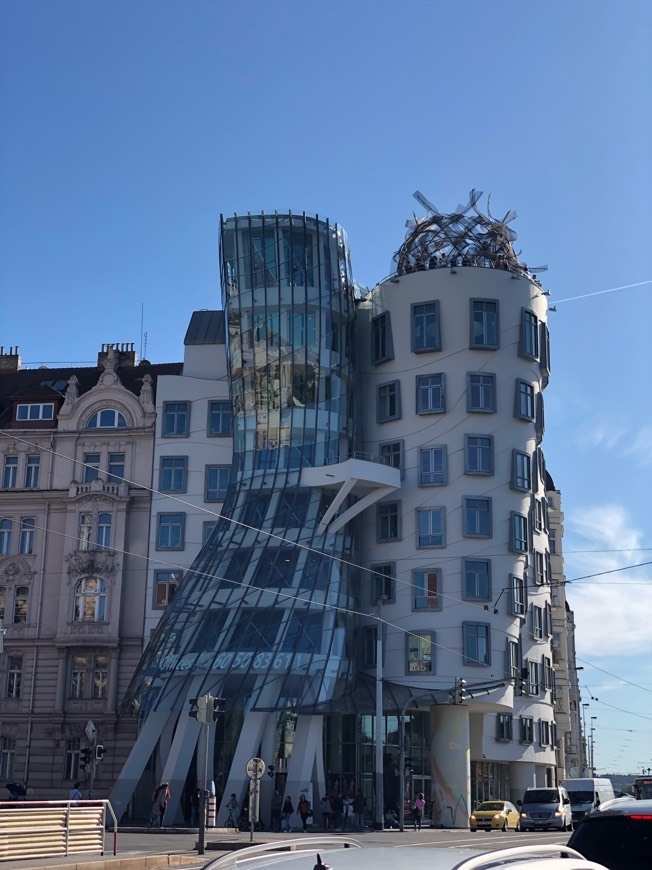 Lugar Dancing House