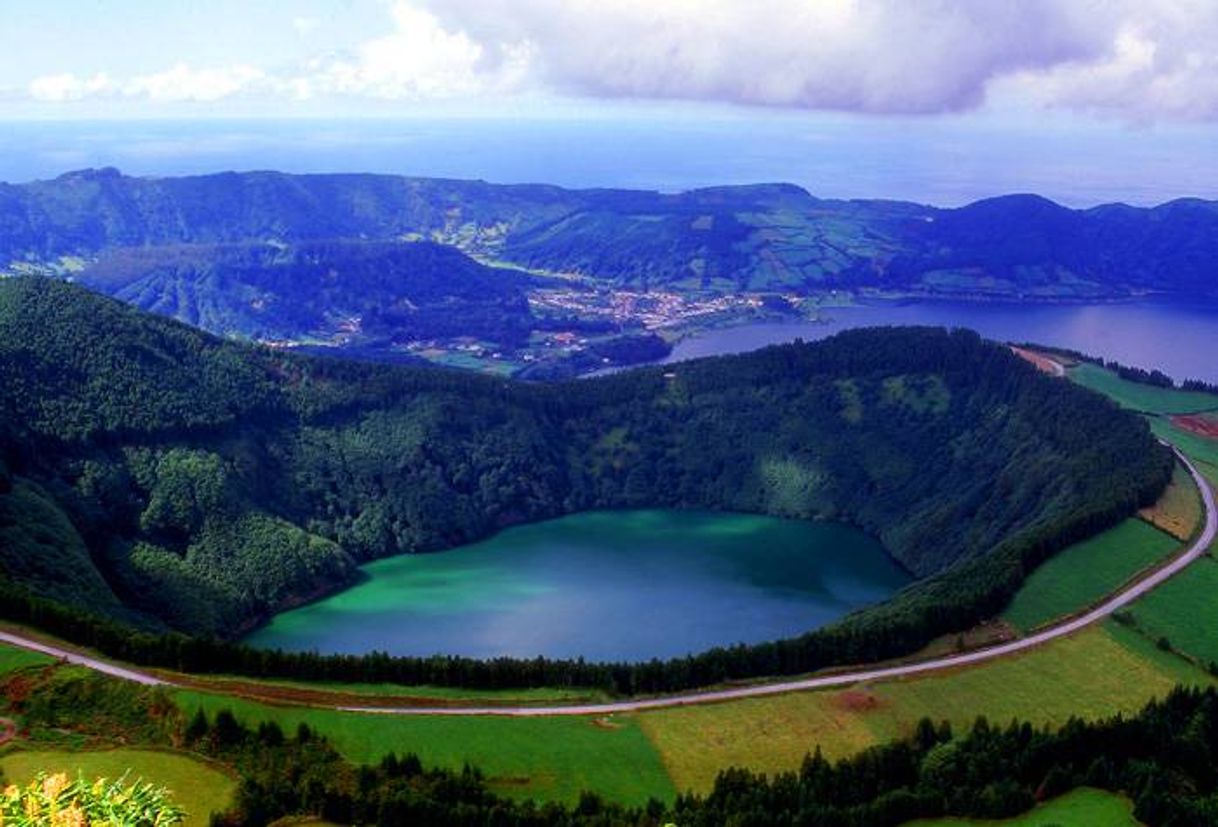 Place Los Azores