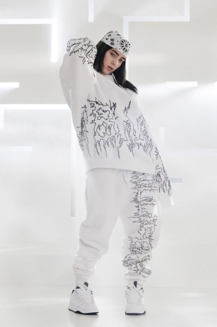 Fashion Billie Eilish Outfit