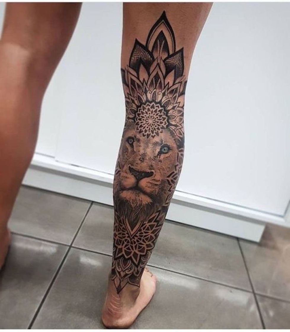 Moda Tatuagem leão mandala