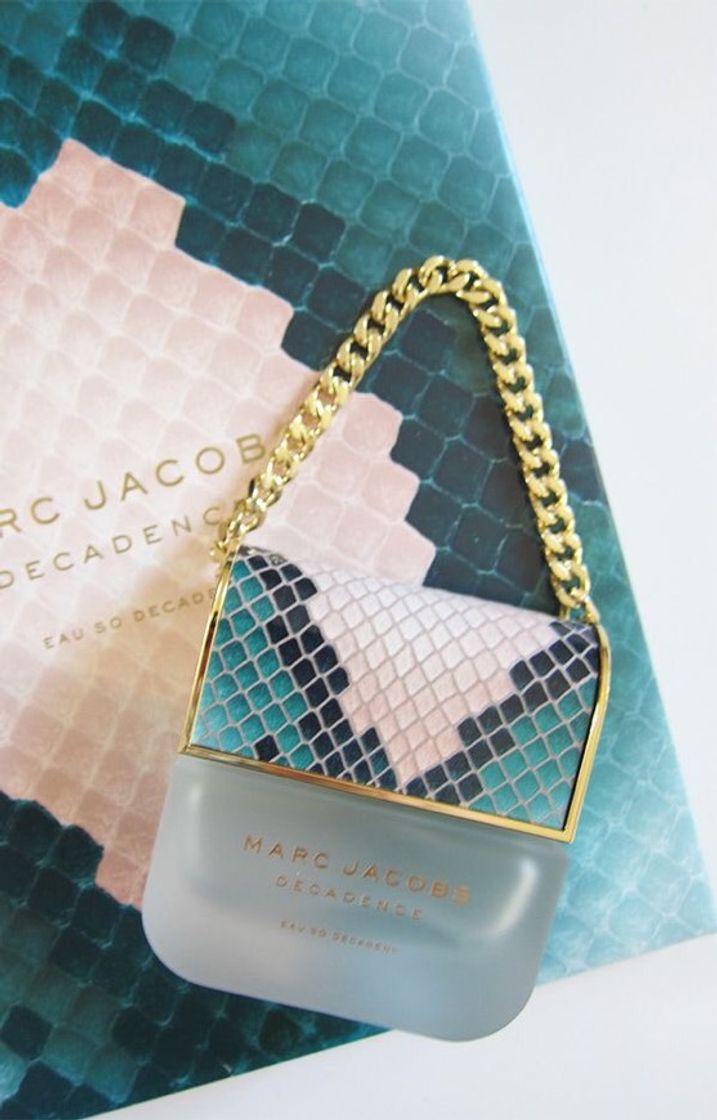 Moda Marc Jacobs Decadence: Eau so Decadent 