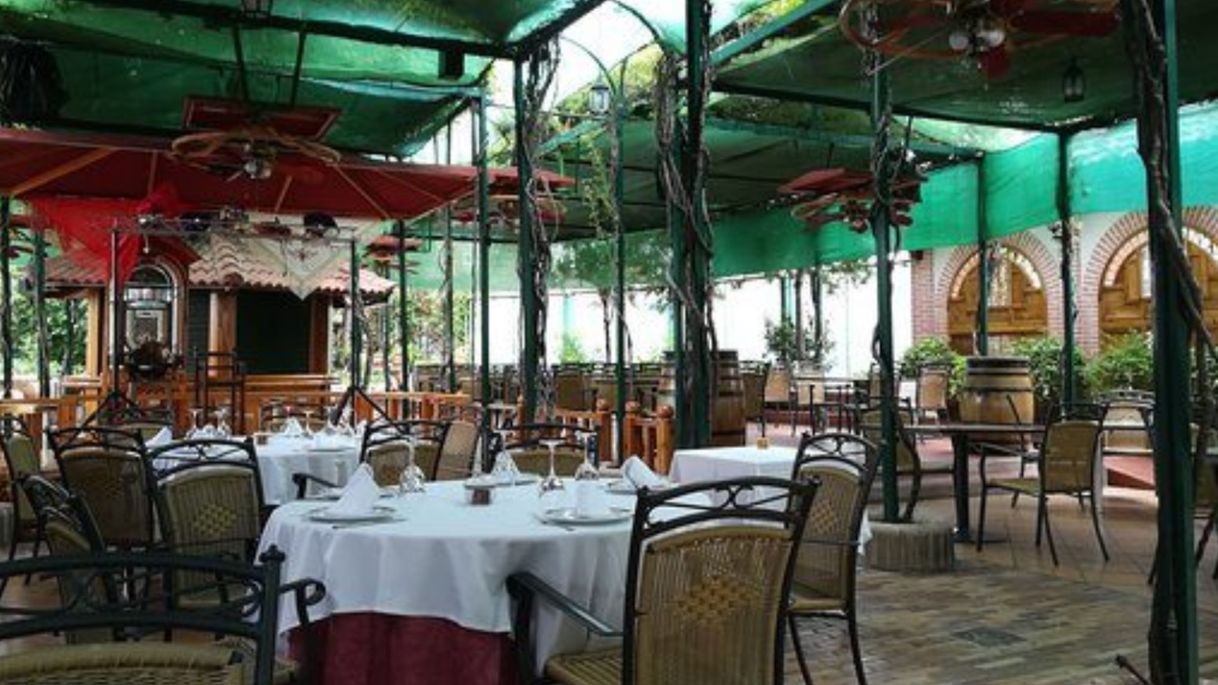 Restaurants Restaurante Asador La Estación de los Porches - Tablao Flamenco