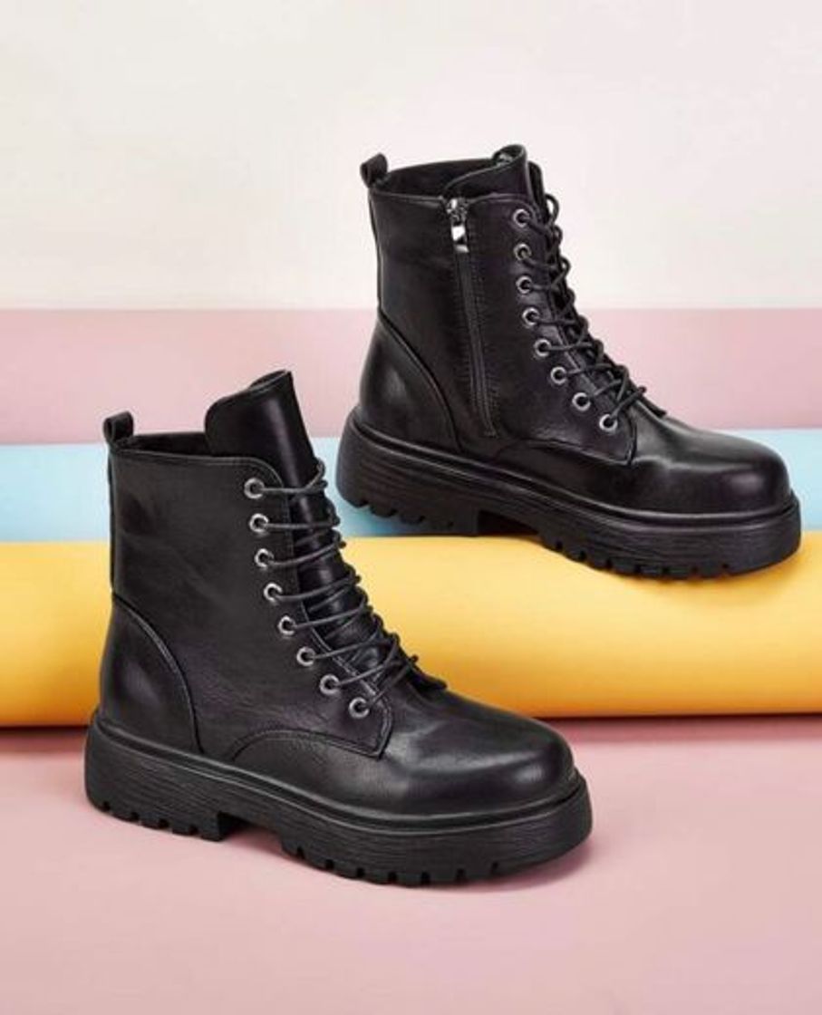 Fashion Botas negras con cierre