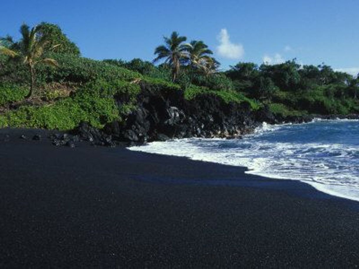 Place Black Sand Beach