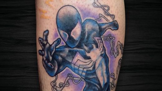 Tatuagem do homem aranha 