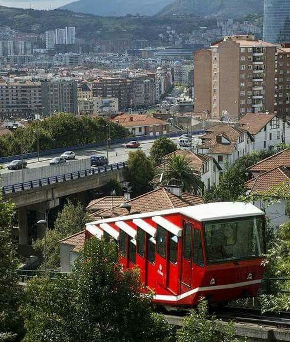 Place Funicular de Archanda