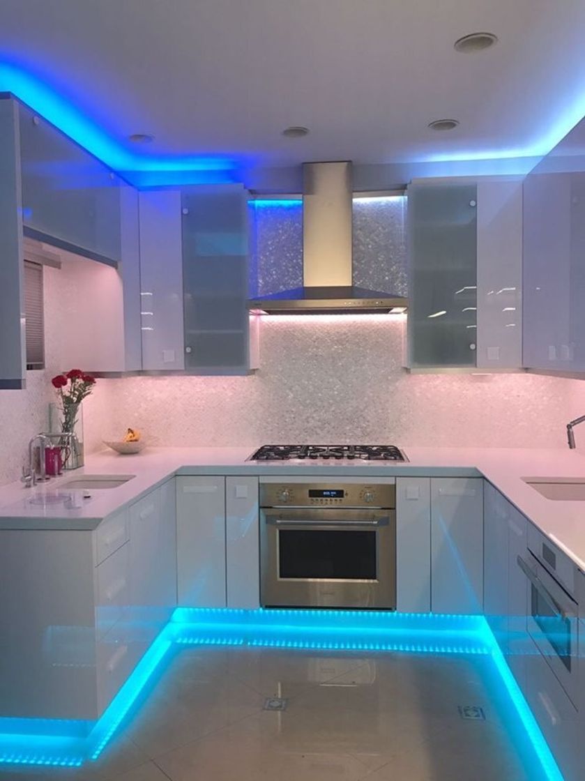 Moda Olha essa cozinha com led que linda 