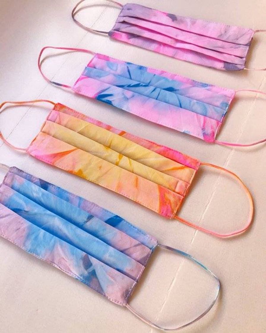 Social Tie dye na máscara