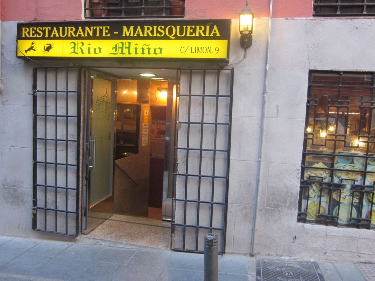 Restaurants Restaurante-Marisqueria Río Miño