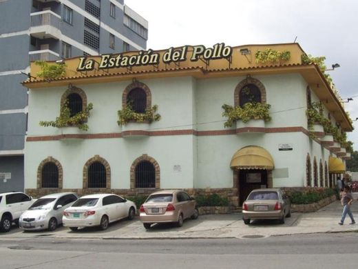 La Estación del Pollo Sabana Grande