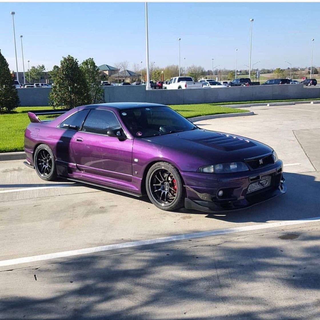 Fashion Nissan Skyline GT-R33