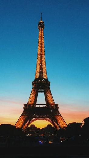  Eiffel Tower, Paris 🇫🇷