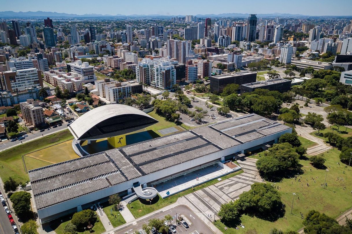 Lugar Museu Oscar Niemeyer