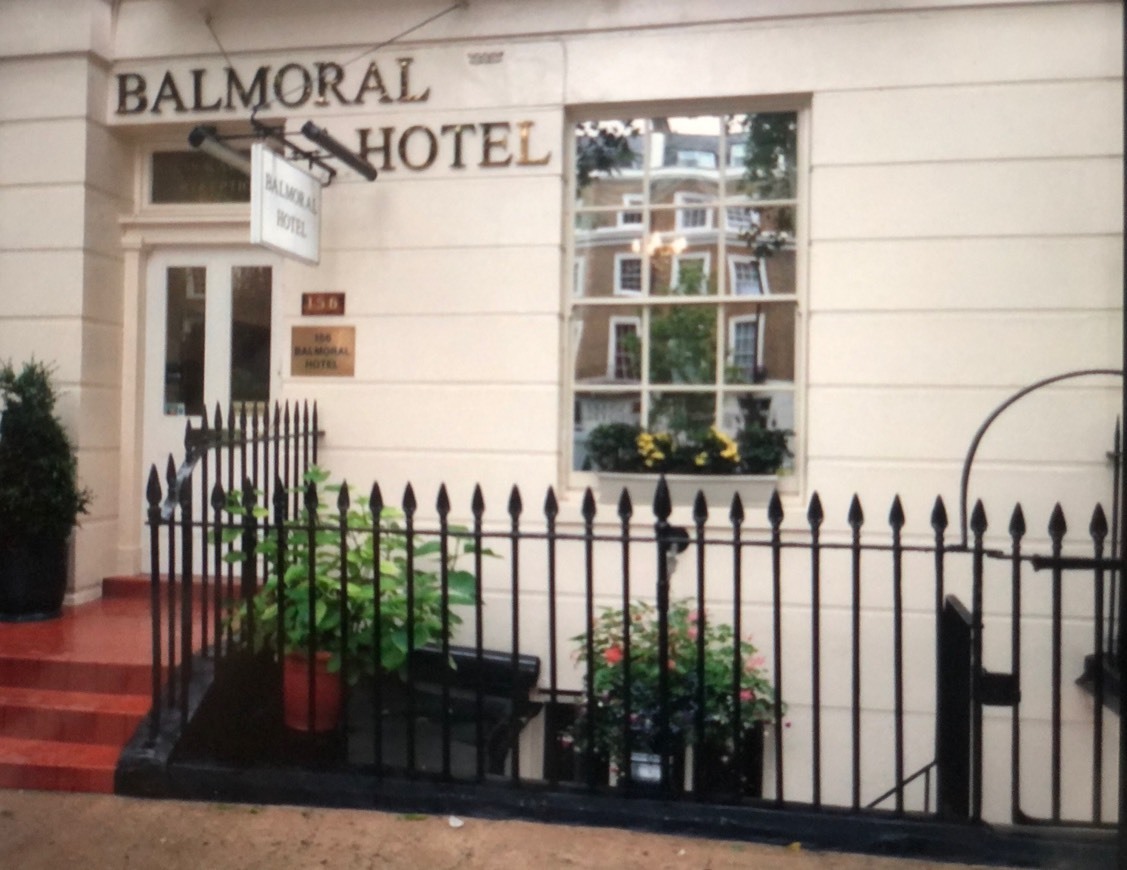 Lugar Balmoral House Hotel