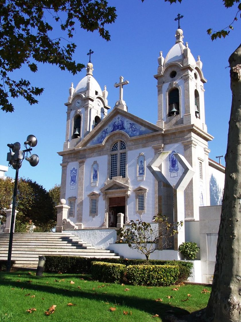 Lugar Igreja Matriz de Rio Tinto