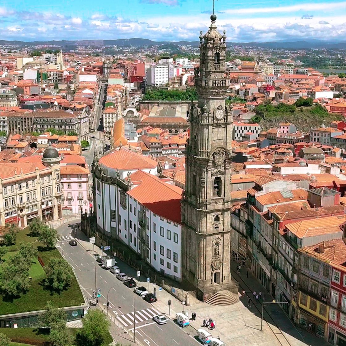 Place Clérigos Tower