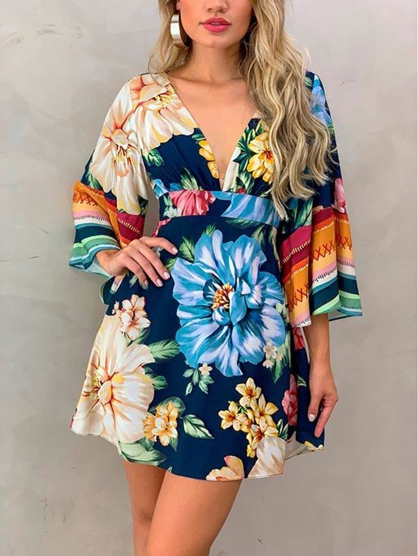 Moda Quem também ama um vestido floral ? 😍