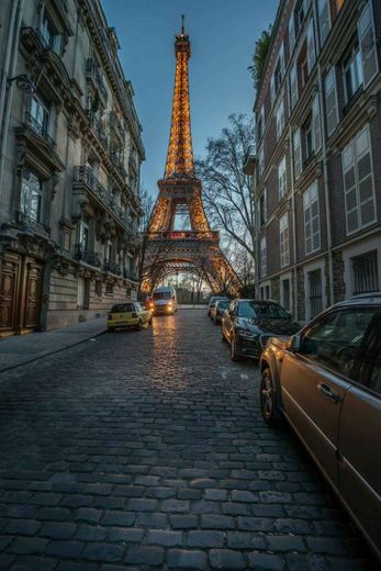 PARIS 🗼