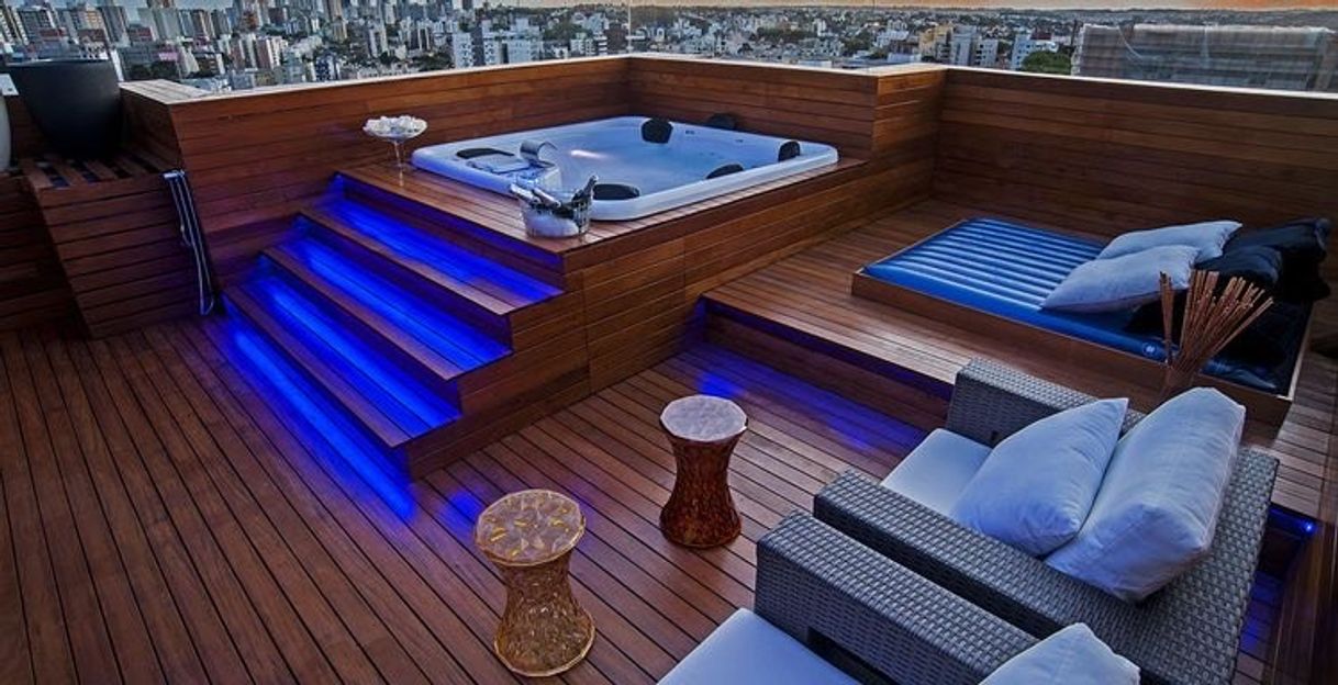 Moda Deck com jacuzzi