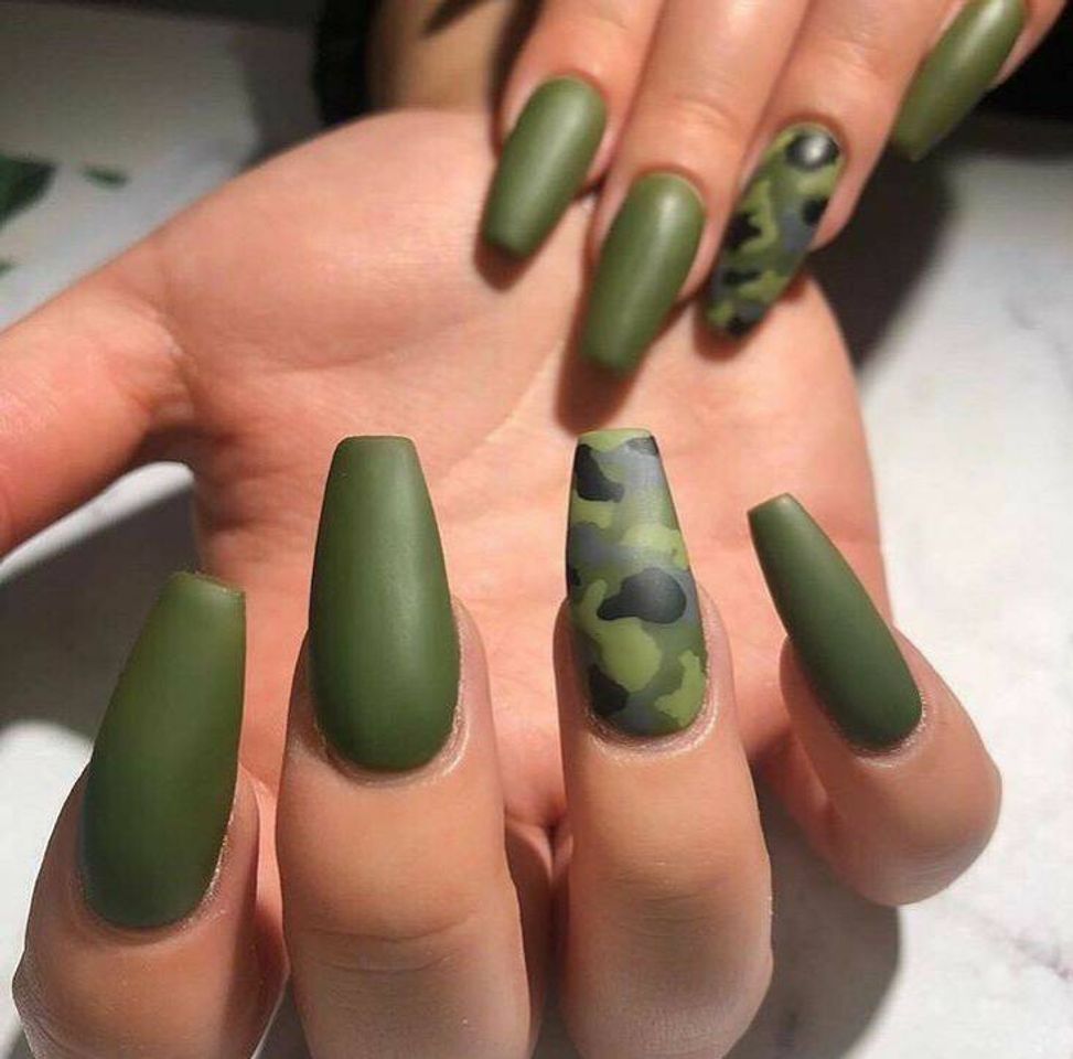 Moda Unhas Decoradas 🥰