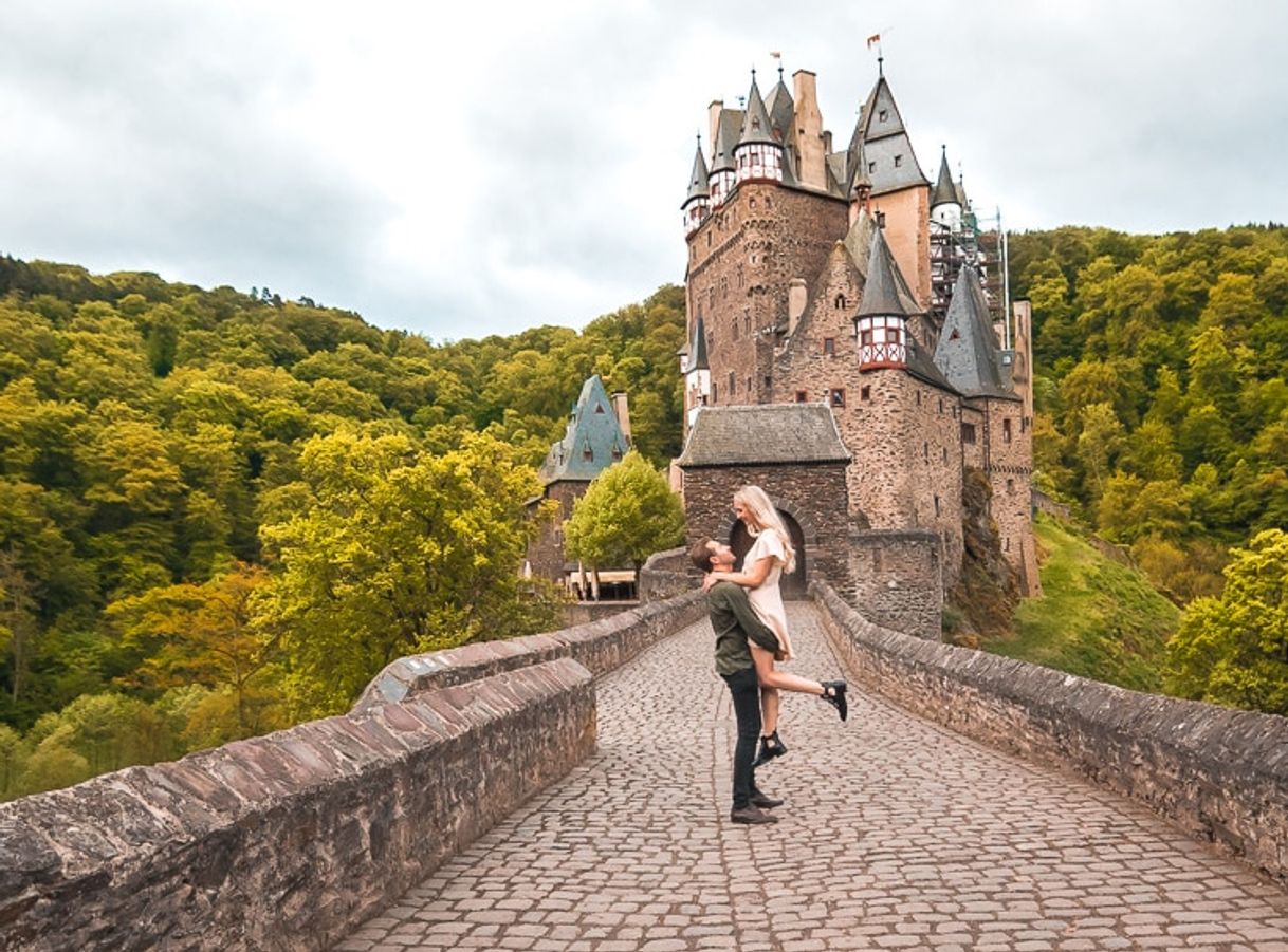 Place Eltz Castle