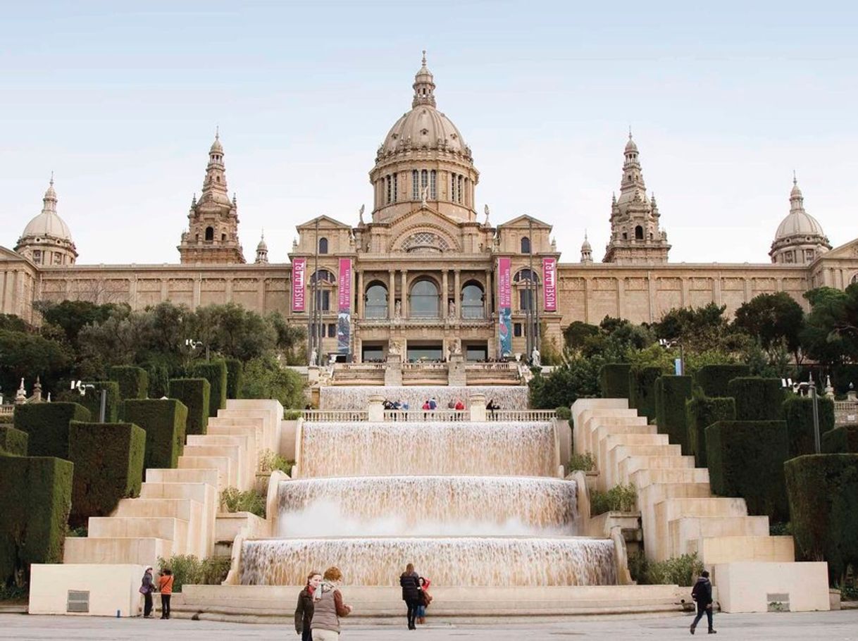 Fashion Museu Nacional d'Art de Catalunya