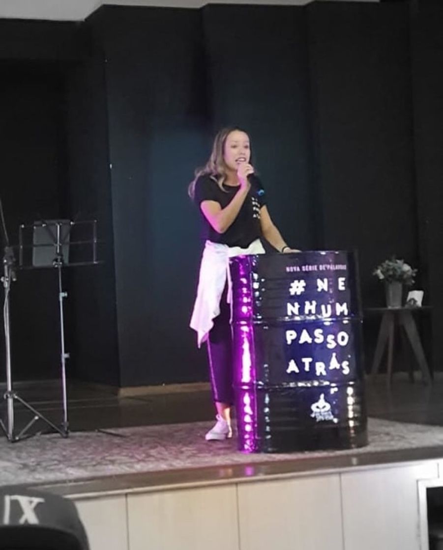 Moda Essa aqui pregando na igreja 😊🥰