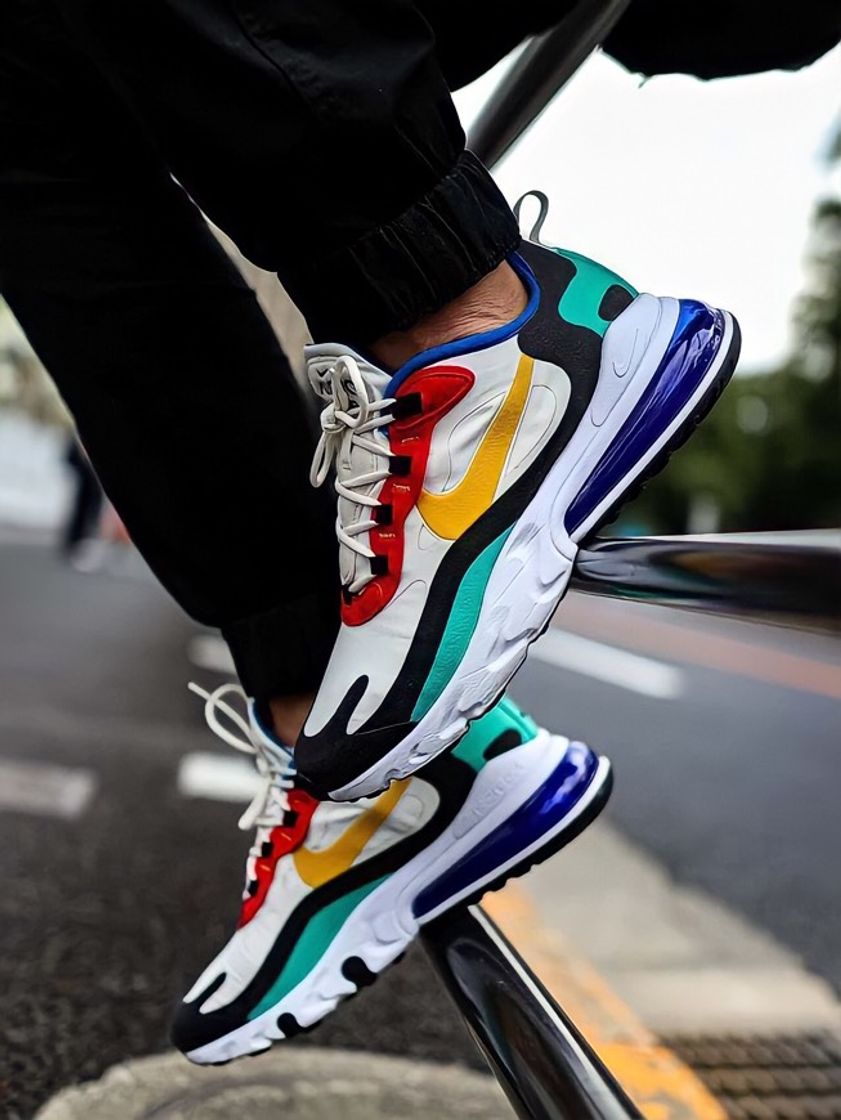 Social nike air max 270 react