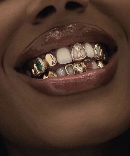 Dentes de ouro ✨