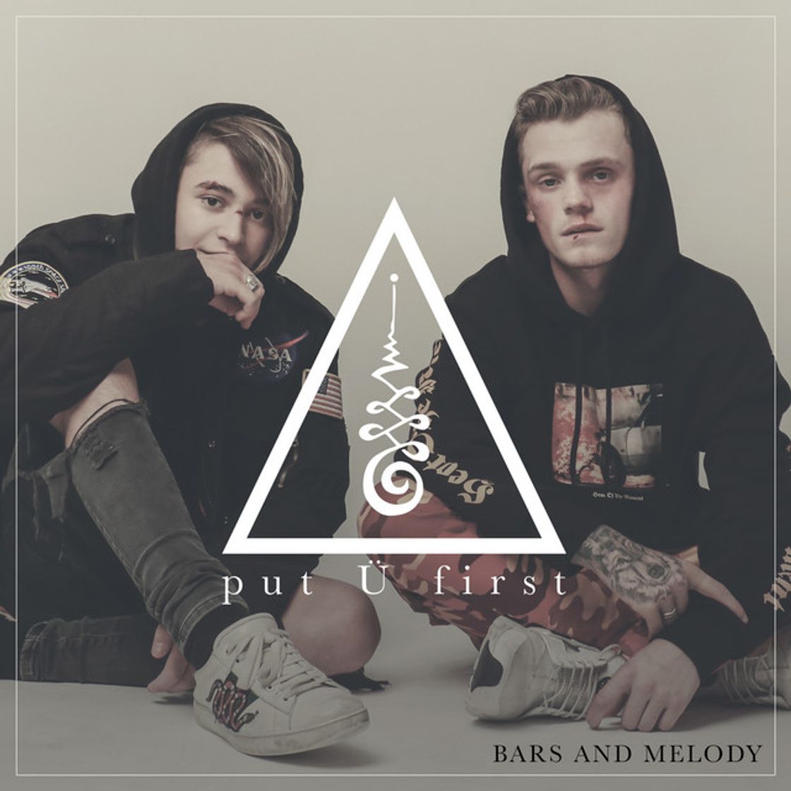 Music Put Ü First