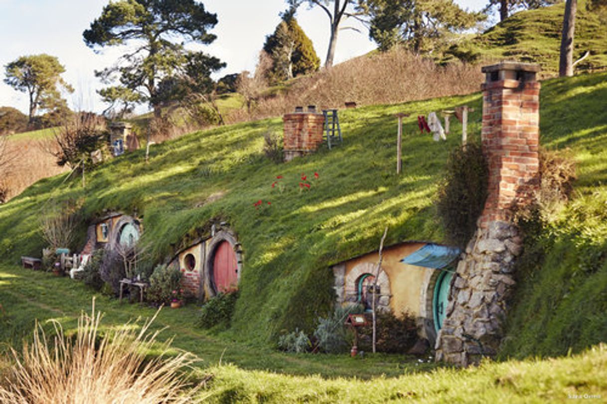 Place Hobbiton Village