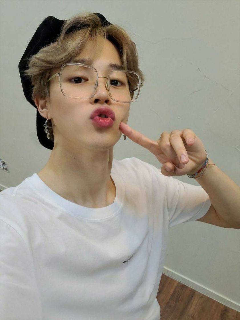 Jimin não nasceu loiro, mas o loiro nasceu para Jimin ❤🦋