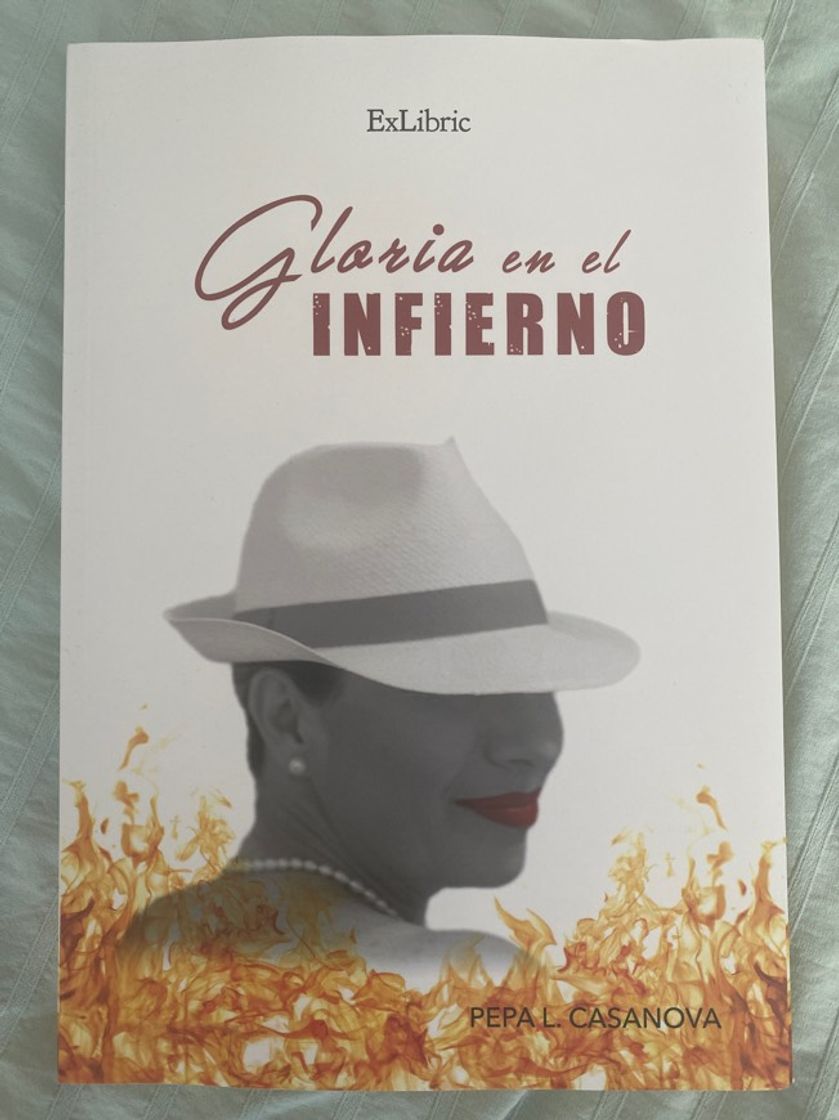 Moda Gloria en el infierno - Editorial Exlibric