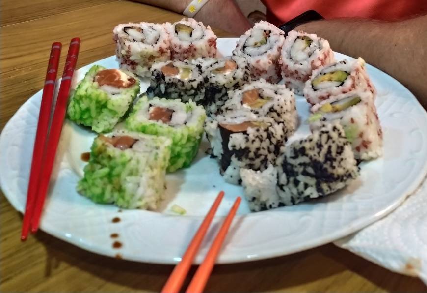 Restaurantes Akashito Maki Sushi