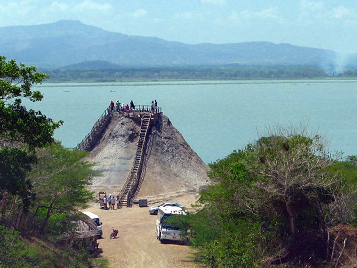 Lugar Volcán del Totumo