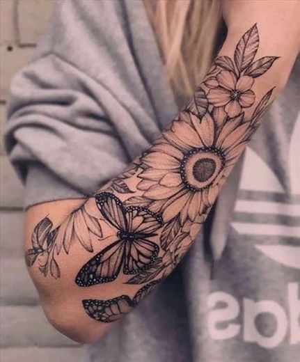 Tattoo flores+borboletas🦋