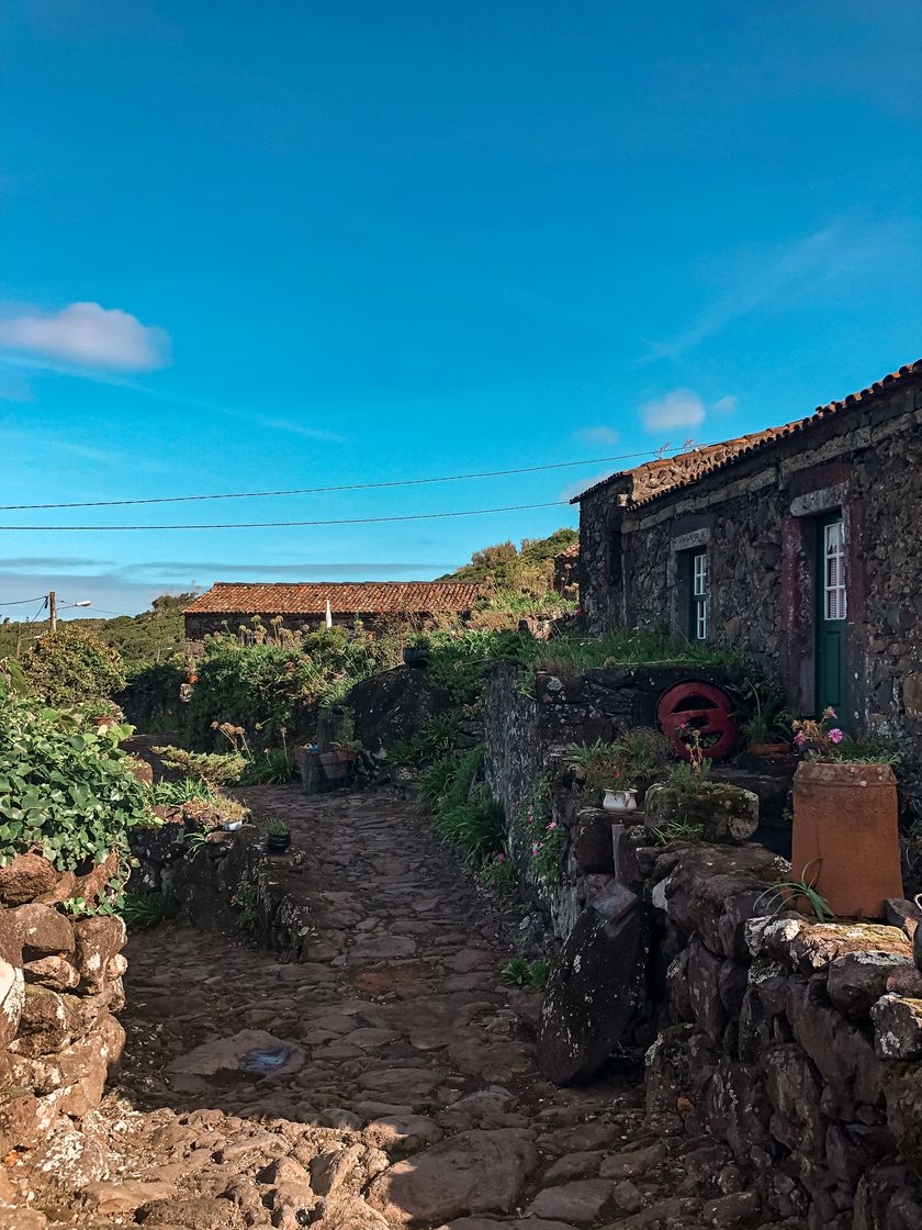 Place Aldeia da Cuada - Turismo de Aldeia