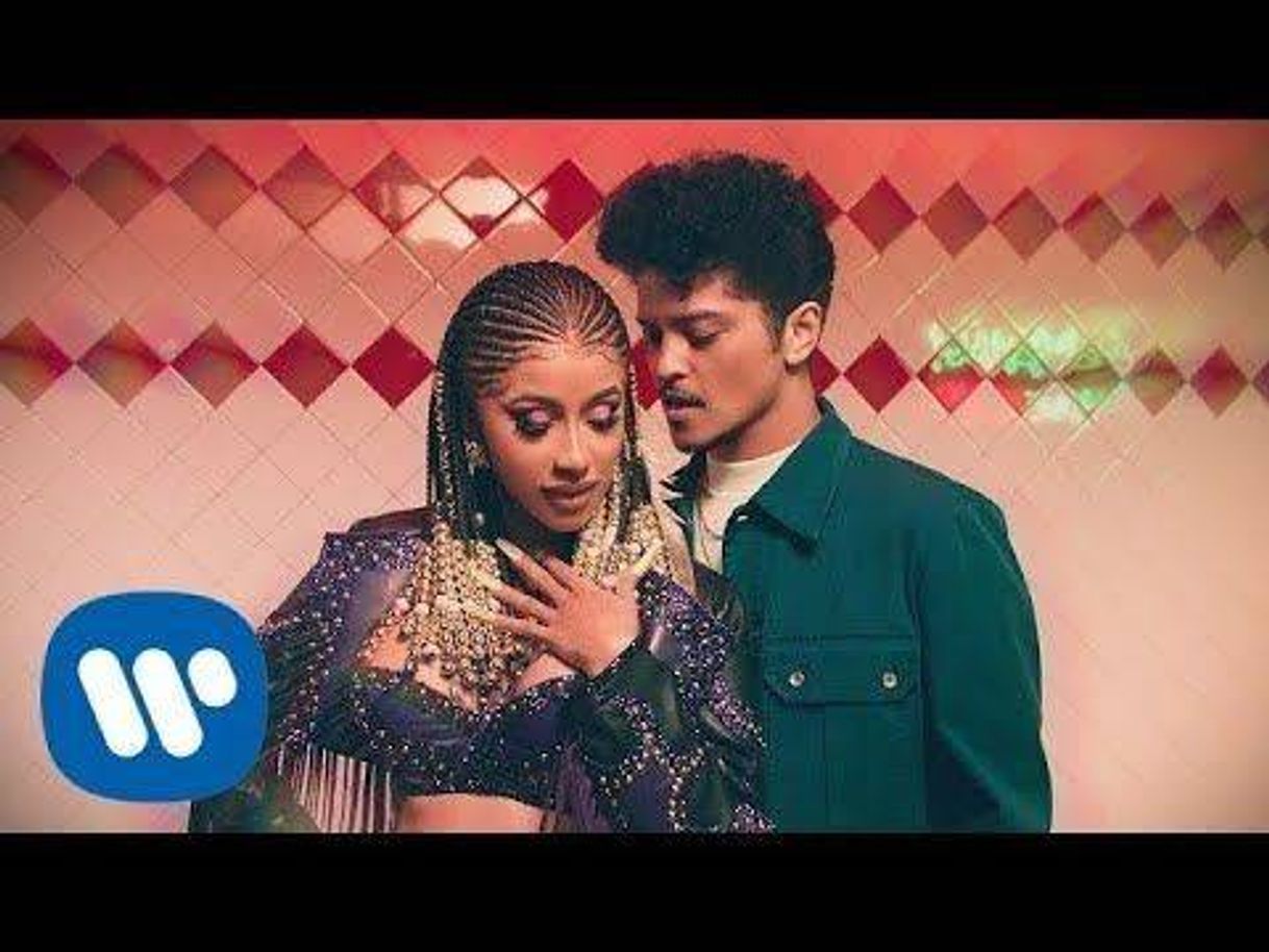 Moda Cardi B & Bruno Mars - Please Me (Official Video) - YouTube