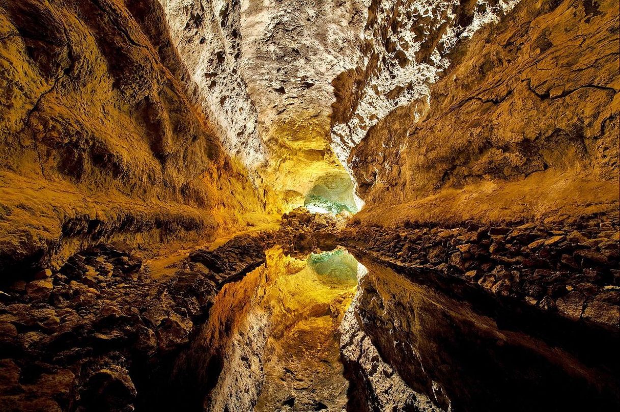 Lugar Cueva de los Verdes