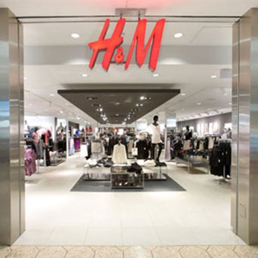 H&M , tienda de ropa