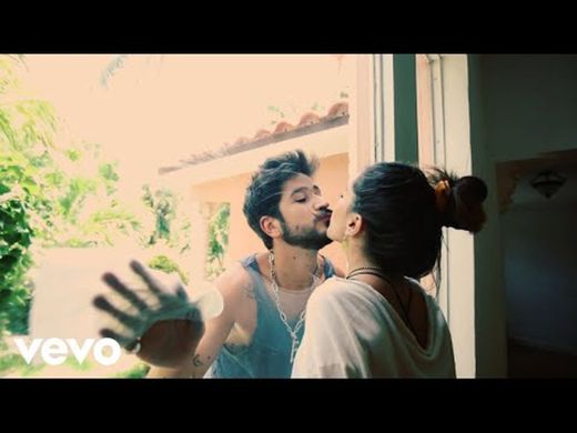 💠Camilo - Vida de Rico (Official Video) - YouTube