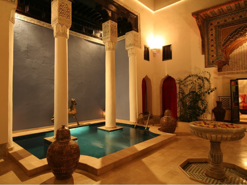 Lugar Les Bains D'Orient