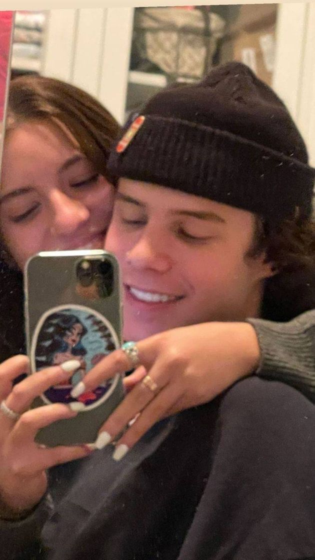 Social inspiration of couple photos